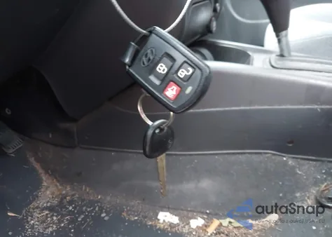 2005 Hyundai Elantra Gls/Gt z USA, uszkodzony, nr VIN KMHDN46D55U190085